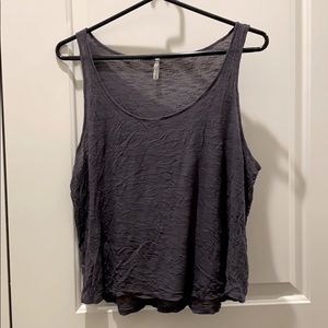 Grey crop tank